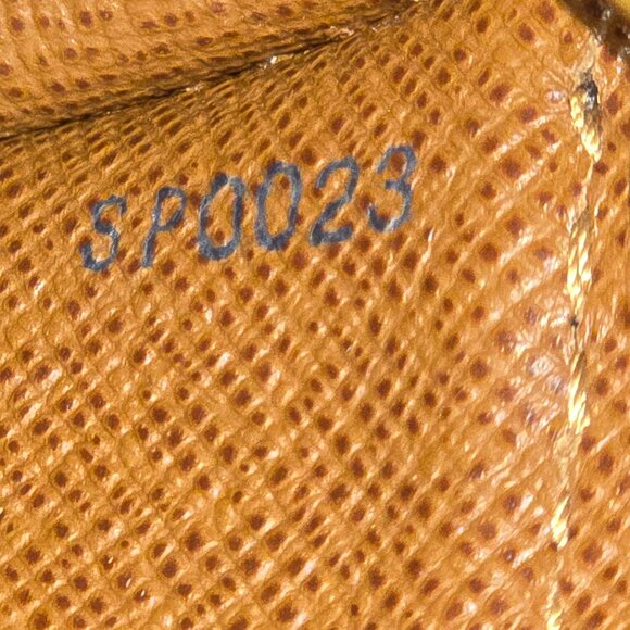 Louis Vuitton Monogram Papillon 26 - Picture 10 of 13